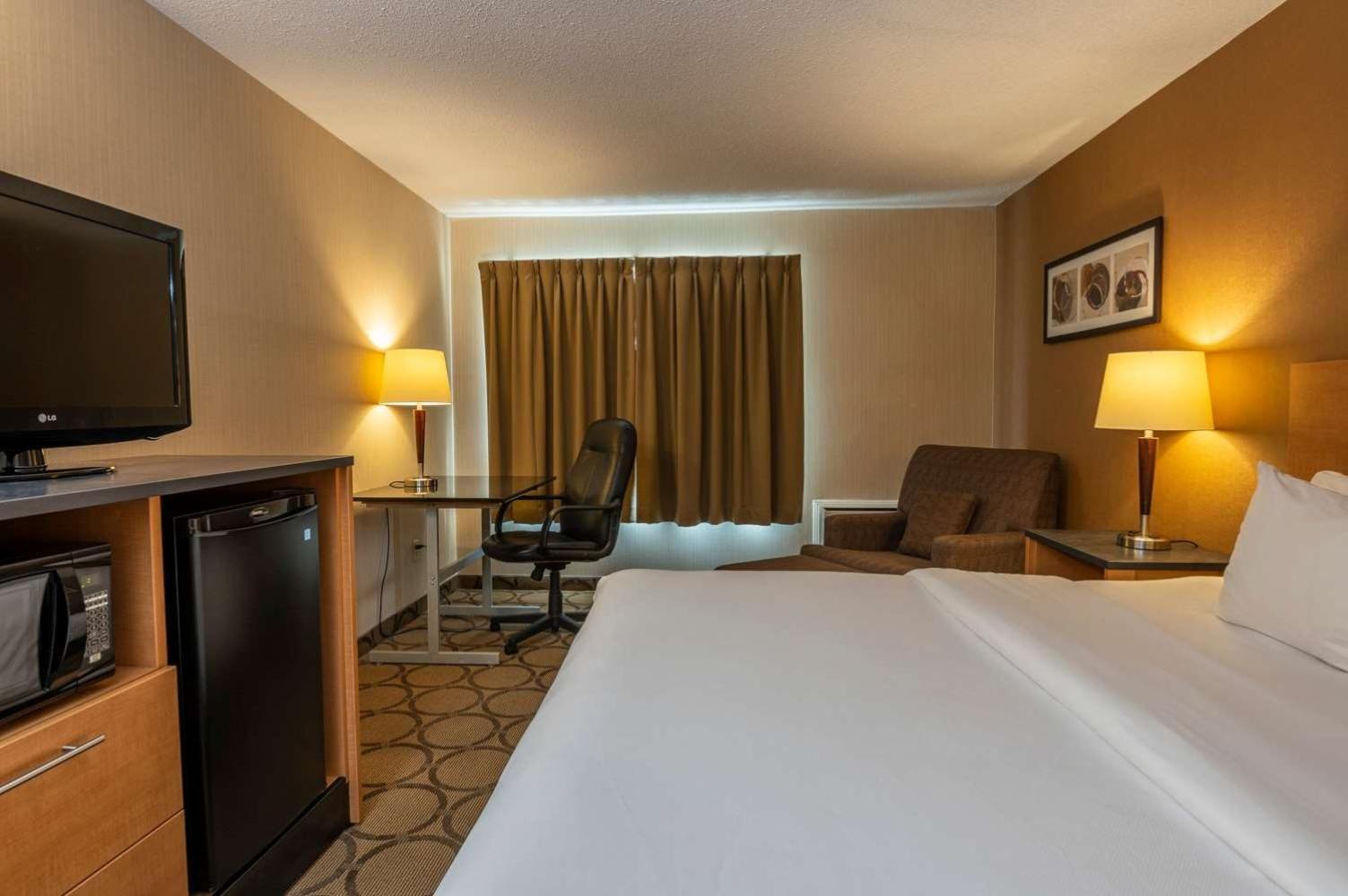 קמפבלטון Comfort Inn מראה חיצוני תמונה
